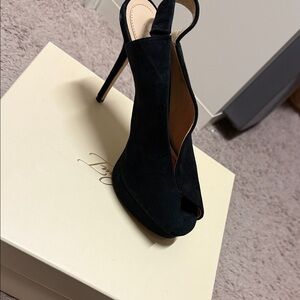 Vince Camuto Black Peep-Toe Heels